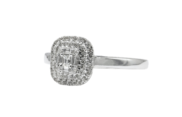 Sell diamond ring Canada